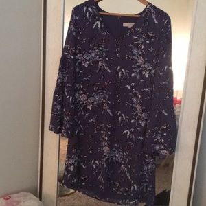Loft bell sleeved dress
